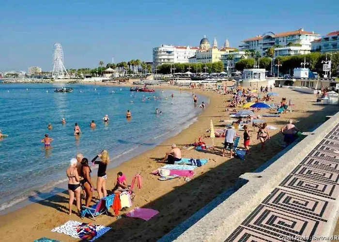 Appartement Rebeca - 4 Pers Standing - Hyper Centre -terrasse *