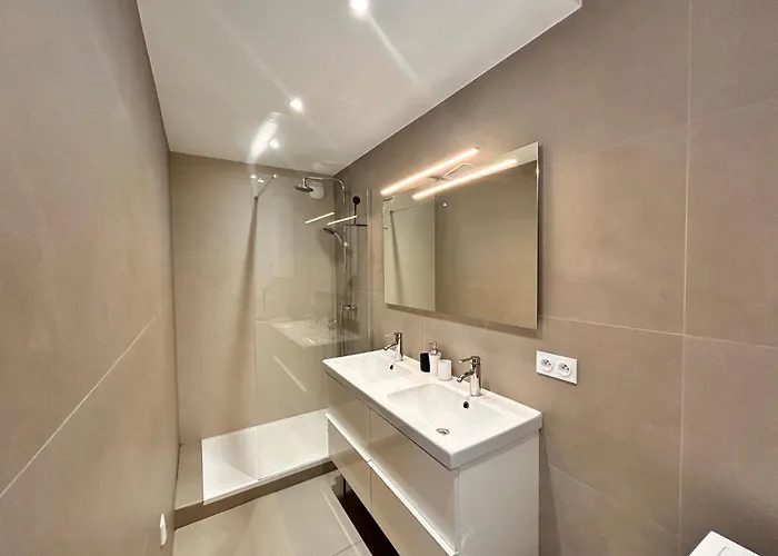 Rebeca - 4 Pers Standing - Hyper Centre -terrasse *